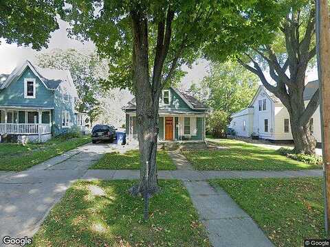 Lynn, BARABOO, WI 53913