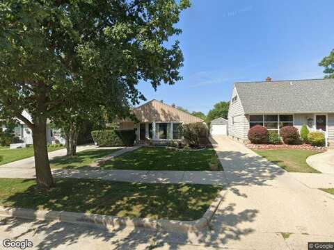 96Th, MILWAUKEE, WI 53222