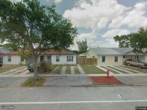 38Th, GREENACRES, FL 33463