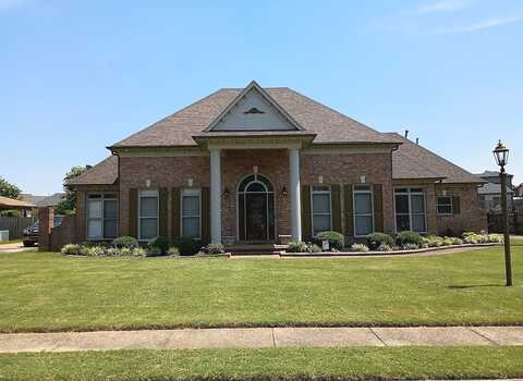 Huntington Oak, CORDOVA, TN 38016