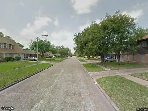 Lynee Ln, FRESNO, TX 77545