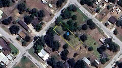 901 S Bluebonnet Street, Mathis, TX 78368