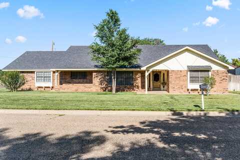 404 Pear Avenue, Dumas, TX 79029