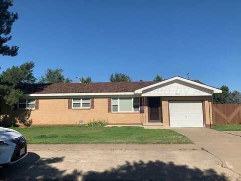 1502 S Indiana Street, Perryton, TX 79070