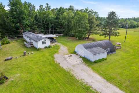 2750 S Carter Road, Afton, MI 49705