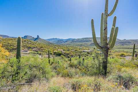 32675 S SHADOW MOUNTAIN Road, Black Canyon City, AZ 85324