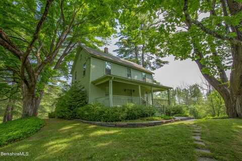 424 Cooper Hill Rd, Sheffield, MA 01257