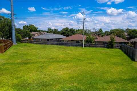 3092 Peterson, Bryan, TX 77802