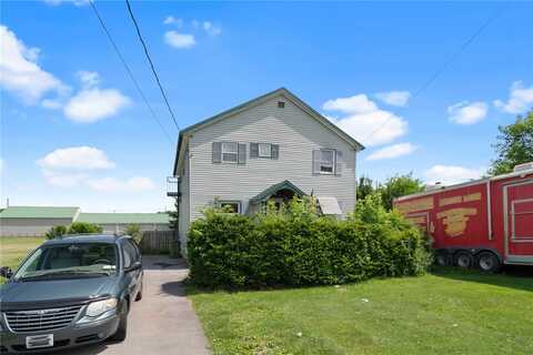 61 Geneva Street, Lyons, NY 14489