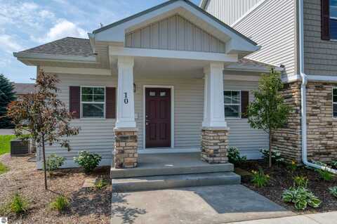 1548 SIMSBURY STREET, TRAVERSE CITY, MI 49686