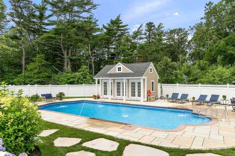 17 Norse Pines Drive, East Sandwich, MA 02537