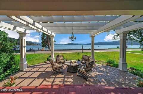 607 W LAKESHORE DR, Coeur D Alene, ID 83814