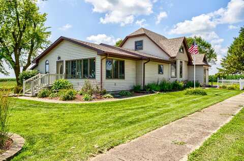 50 Latrobe Avenue, McCallsburg, IA 50154