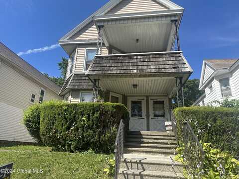 1831 Eastern Parkway, Schenectady, NY 12309