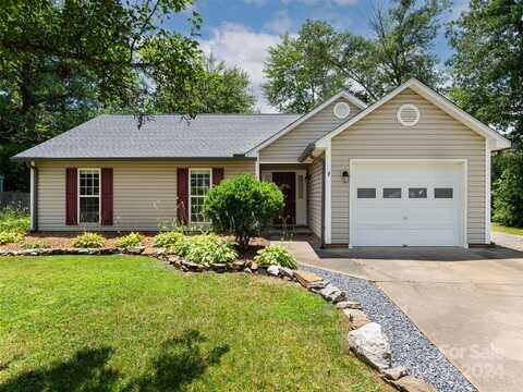 110 Barrington Court, Fletcher, NC 28732