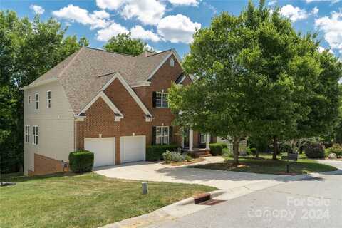 7273 Willowbrook Drive, Denver, NC 28037