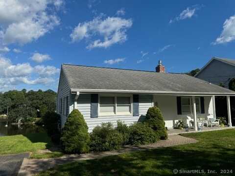 3 Summit Avenue, East Lyme, CT 06333