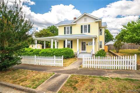 204 E Maryland Avenue, Crewe, VA 23930