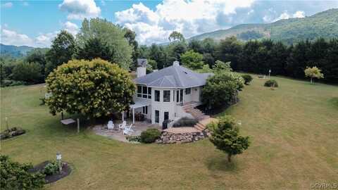 71 Sand Hill Lane, Warm Springs, VA 24484