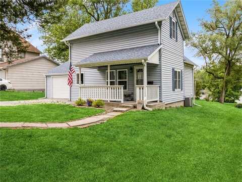 1404 Armory Avenue, Chariton, IA 50049