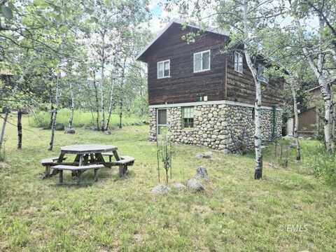 12 Rainbow Dr, Roscoe, MT 59071