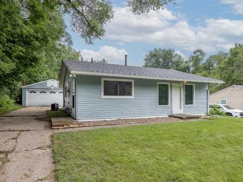 1056 E Mosel Avenue, Kalamazoo, MI 49004