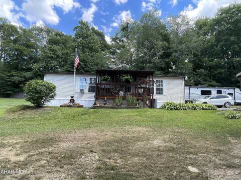 113 High Street, Lilly, PA 15938