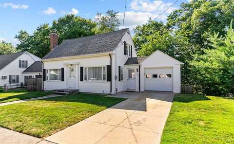 107 White Parkway, North Smithfield, RI 02896