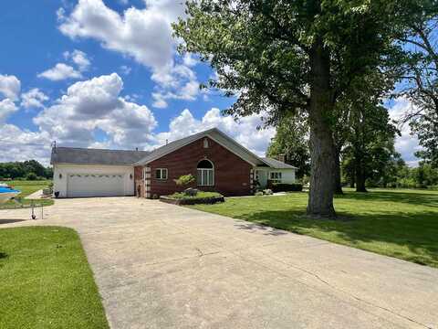 1705 E Lake Kenoyer Road, Brook, IN 47922