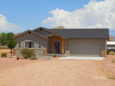 1000 E Canyon Dr, Big Water, UT 84741