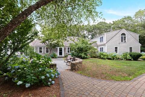 414 Eel River Road, Osterville, MA 02655