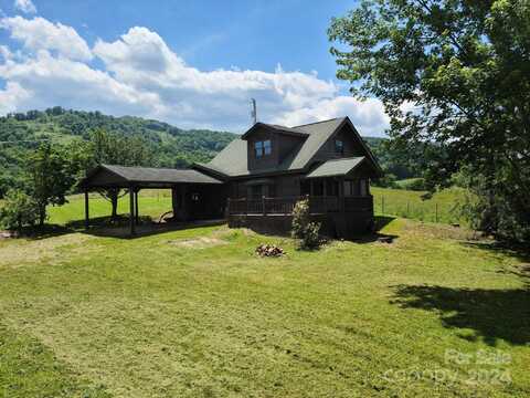 204 Ty Lea Drive, Waynesville, NC 28785