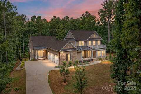 6619 Harbor Oaks Drive, Denver, NC 28037