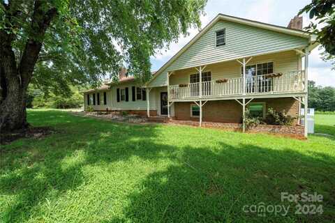 2816 College Farm Road, Mooresboro, NC 28114