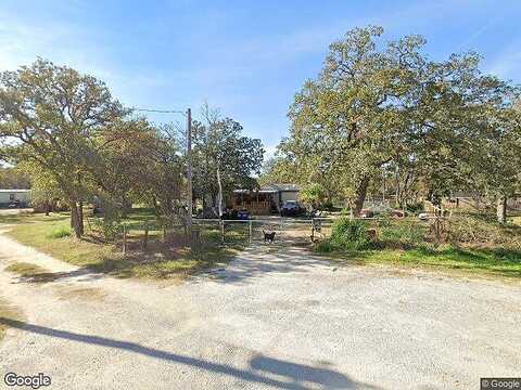 Hollow Tree, LA VERNIA, TX 78121