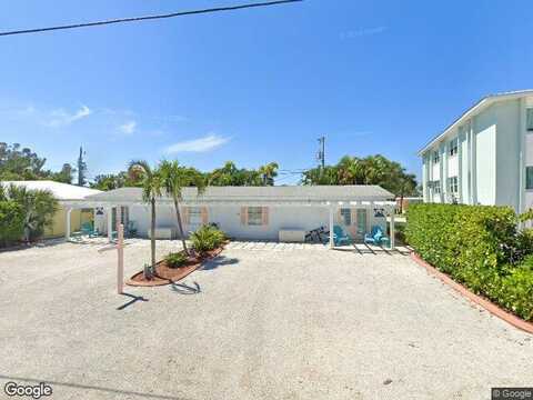 Holiday, ENGLEWOOD, FL 34223