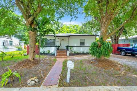 11Th, NORTH MIAMI, FL 33161