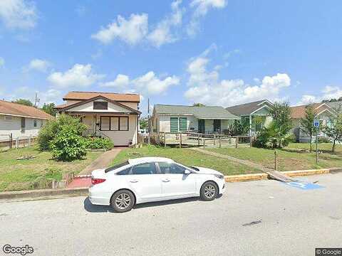 Avenue P, GALVESTON, TX 77551