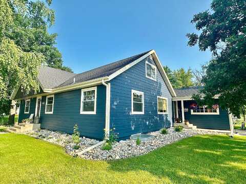 6Th, ROSEAU, MN 56751