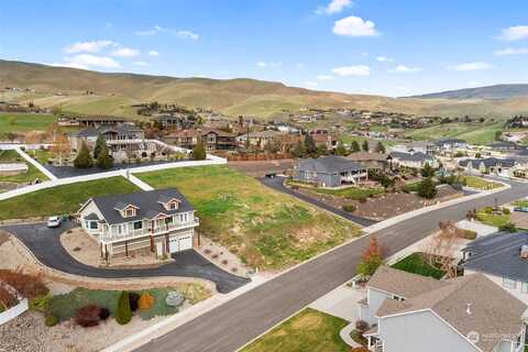 Sage Crest, WENATCHEE, WA 98801