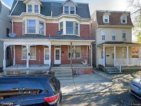 Girard, YORK, PA 17403