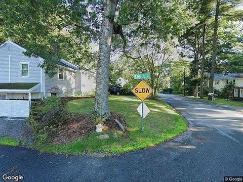 Knoll Rd 38, Hopkinton, MA 01748