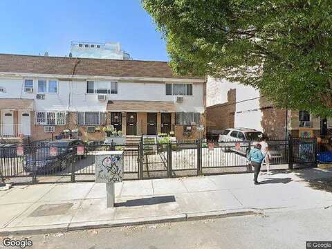 Putnam, BROOKLYN, NY 11221