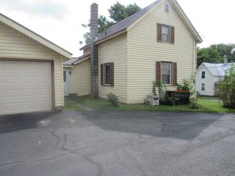 18 Clark Street, Malone, NY 12953