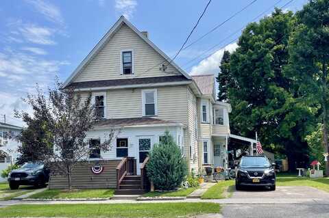 11 Stevens Street, Malone, NY 12953