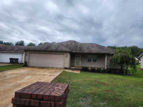 1102 William Hall, Paragould, AR 72450