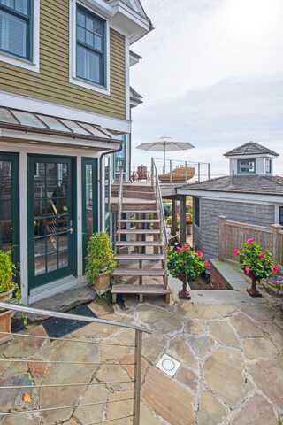 409 Commercial Street, Provincetown, MA 02657