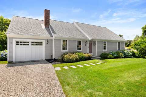 41 Seaquanset Road, Chatham, MA 02633