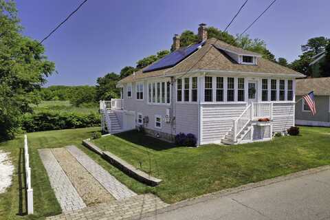 109 Silver Beach Avenue, North Falmouth, MA 02556