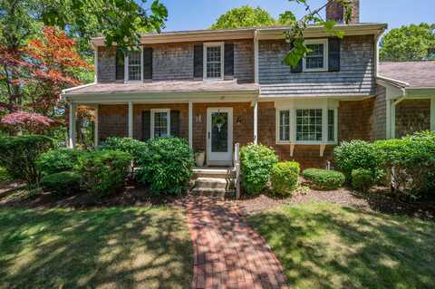 12 Thistle Circle, Yarmouth Port, MA 02675